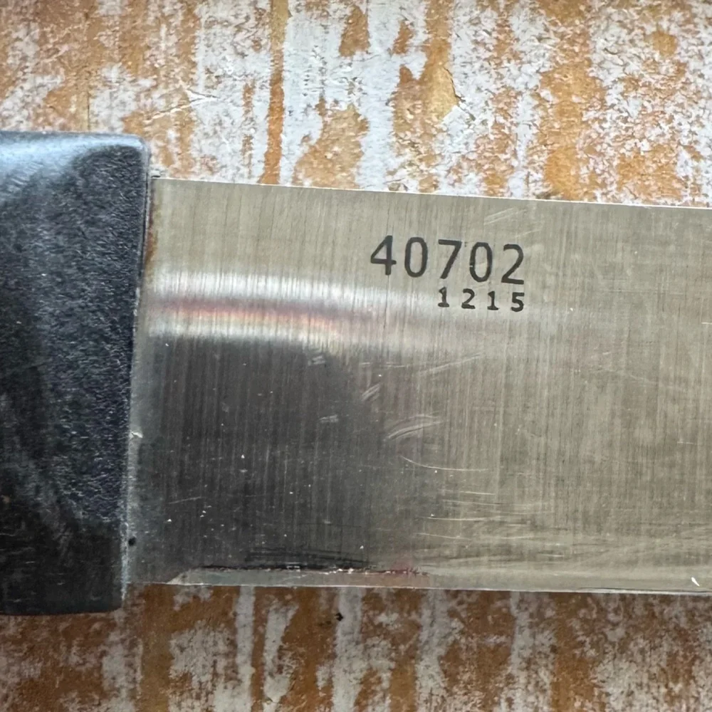 🔪Cuisinart Knife Set + Block🔪 (8 knives)